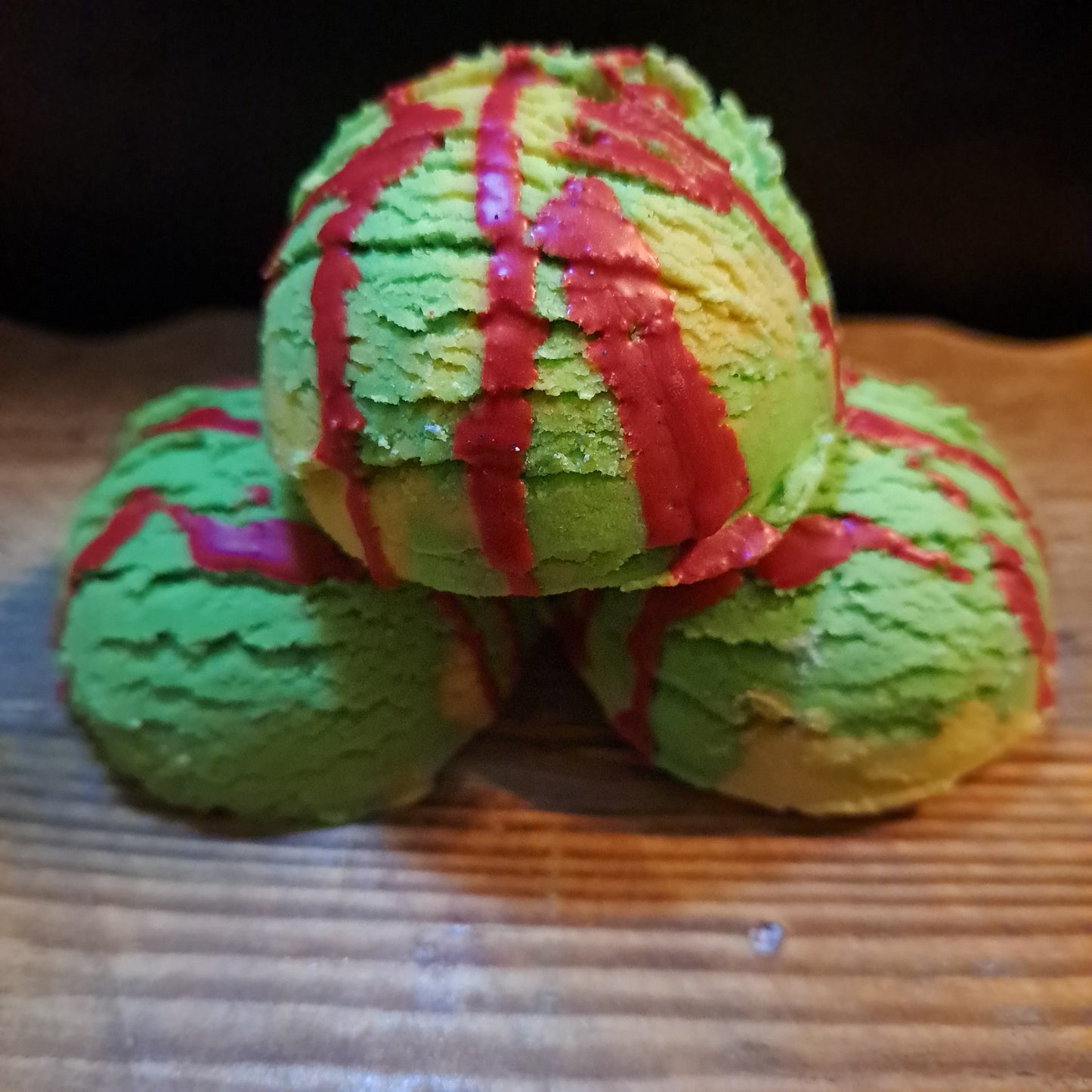 Jurassic Attraction Solid Bubble Scoops